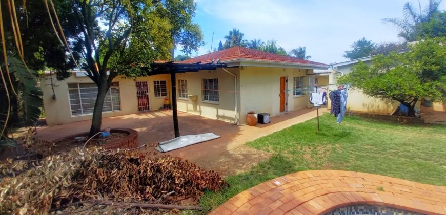 Investment Opportunity – 3-Bedroom Home with Income-Generating Units