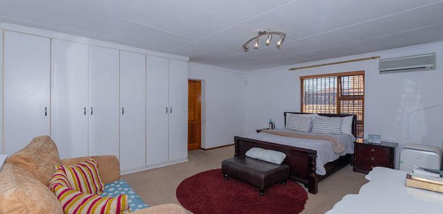 Low-Maintenance Living in Prime Bedfordview Location