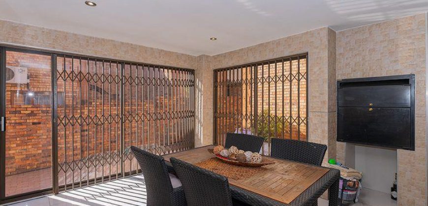 Low-Maintenance Living in Prime Bedfordview Location