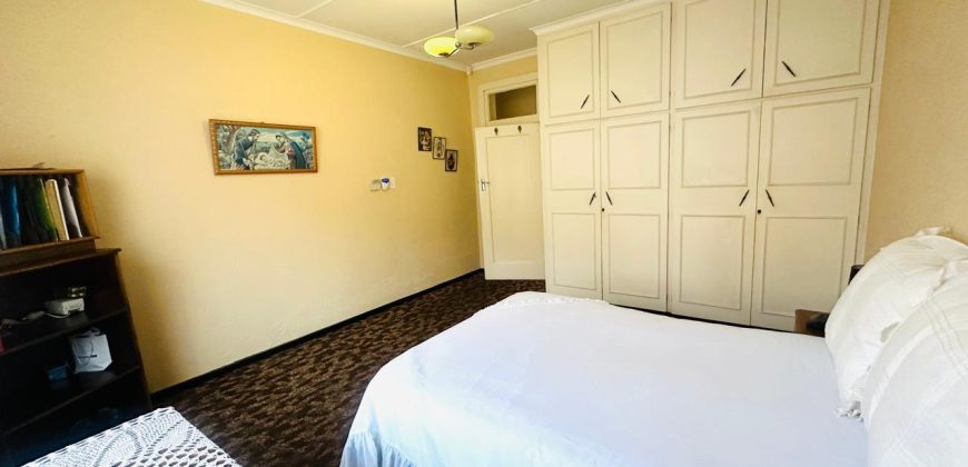 Spacious Family Home with Income Potential in the Heart of Bezuidenhout Valley