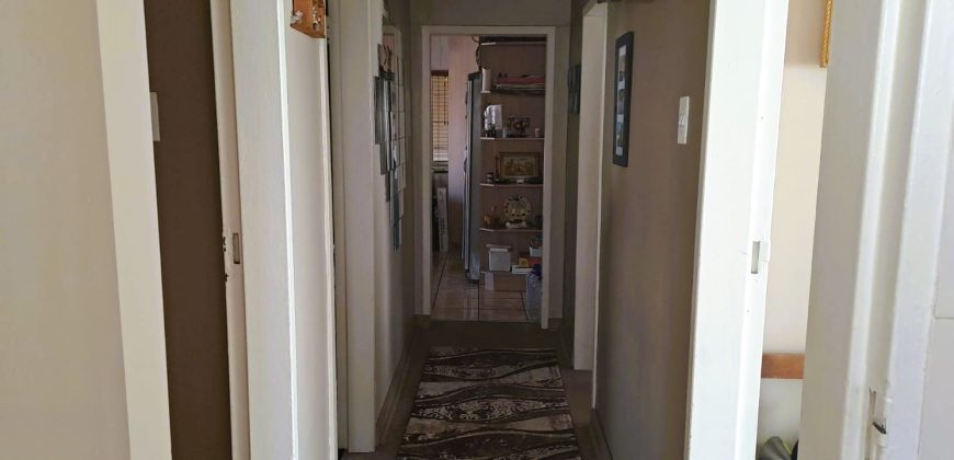 3-Bedroom Family Home with Entertainment Area & Ample Parking