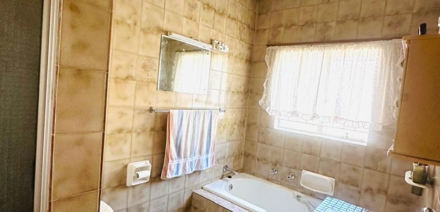 Spacious Family Home with Income Potential in the Heart of Bezuidenhout Valley