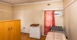 3-Bedroom Home with Income Potential – Prime Spot on Albertina Sisulu Road!