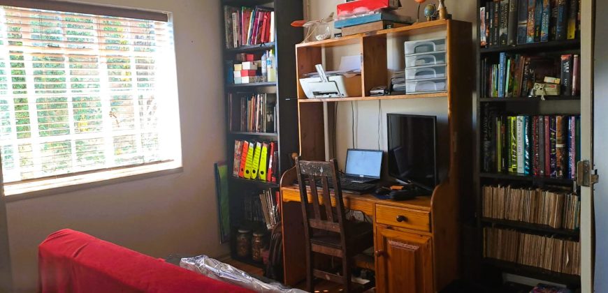 3-Bedroom Family Home with Entertainment Area & Ample Parking
