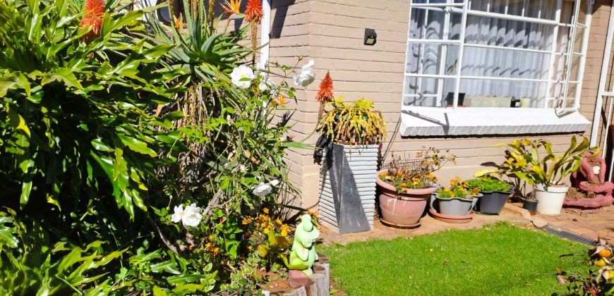 3-Bedroom Family Home with Entertainment Area & Ample Parking