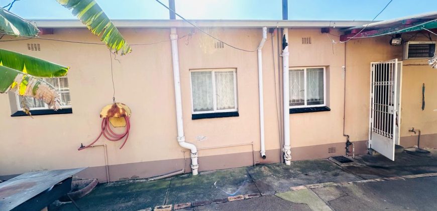 Spacious Family Home with Income Potential in the Heart of Bezuidenhout Valley