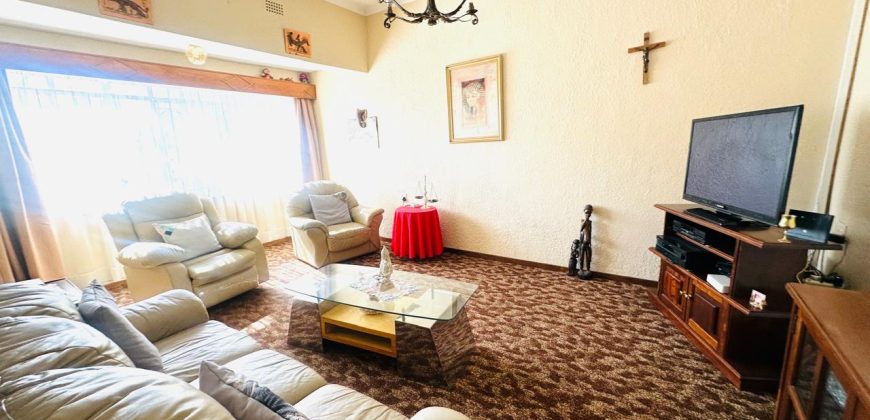 Spacious Family Home with Income Potential in the Heart of Bezuidenhout Valley