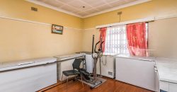 3-Bedroom Home with Income Potential – Prime Spot on Albertina Sisulu Road!