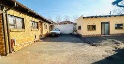 Ready to move in | 4 Bedrooms + 3 Cottages | Parking for 6+ | Walk to schools & shops | Recently Renovated
